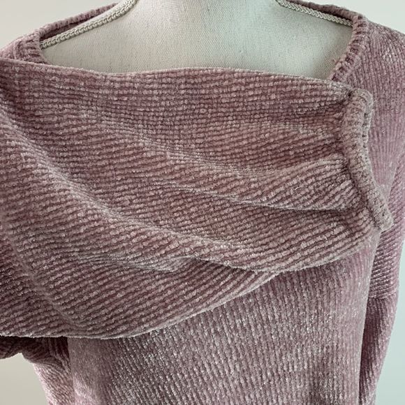 Lilac Knit Sweater - Picture 3 of 7